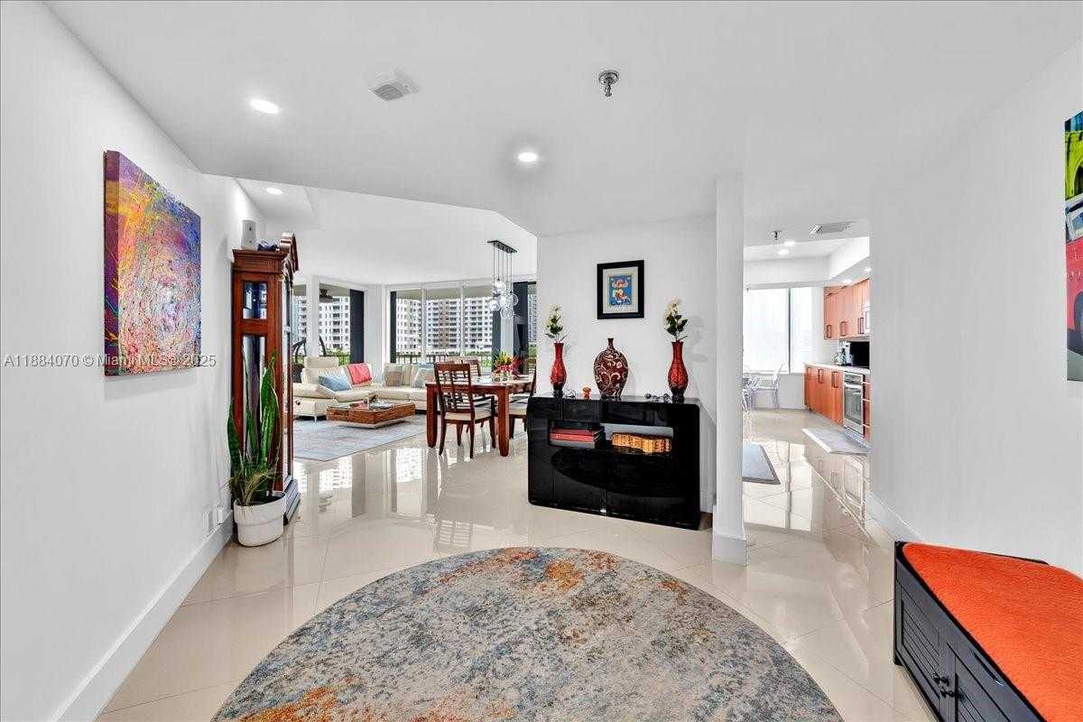 Small Image of 520 BRICKELL KEY DR #A621, Miami Number 55
