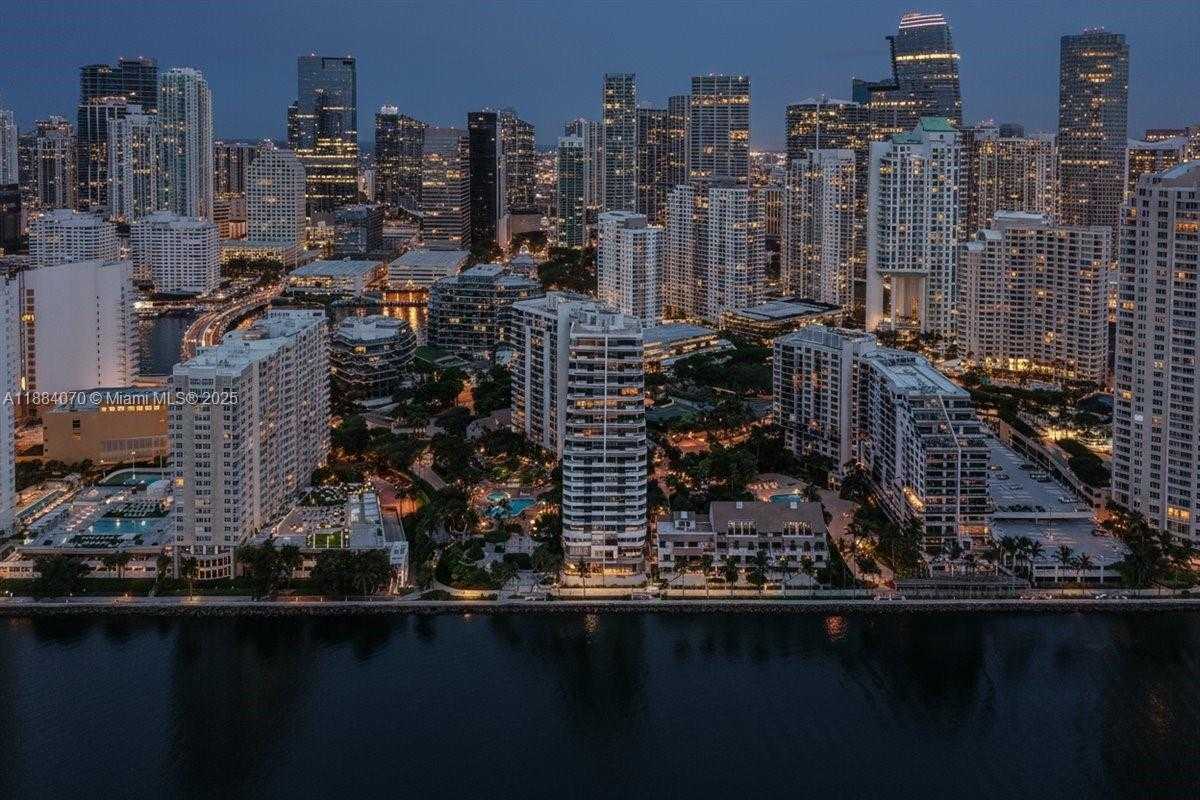 Small Image of 520 BRICKELL KEY DR #A621, Miami Number 69