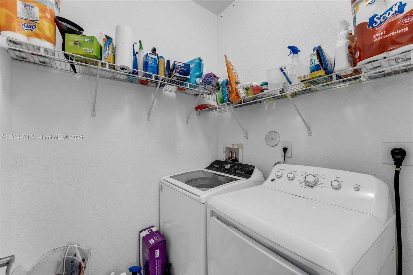 Small Image of 12979 SOUTH WEST 133RD ST, Miami Number 22