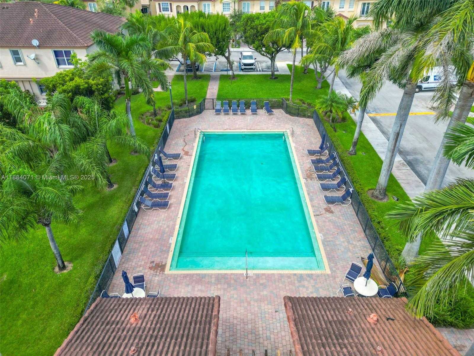 Small Image of 12979 SOUTH WEST 133RD ST, Miami Number 26