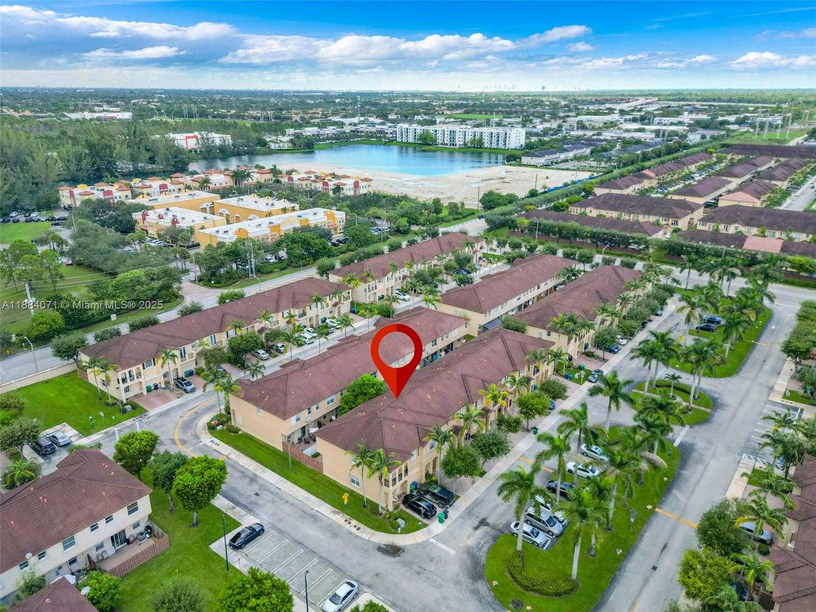 Small Image of 12979 SOUTH WEST 133RD ST, Miami Number 27