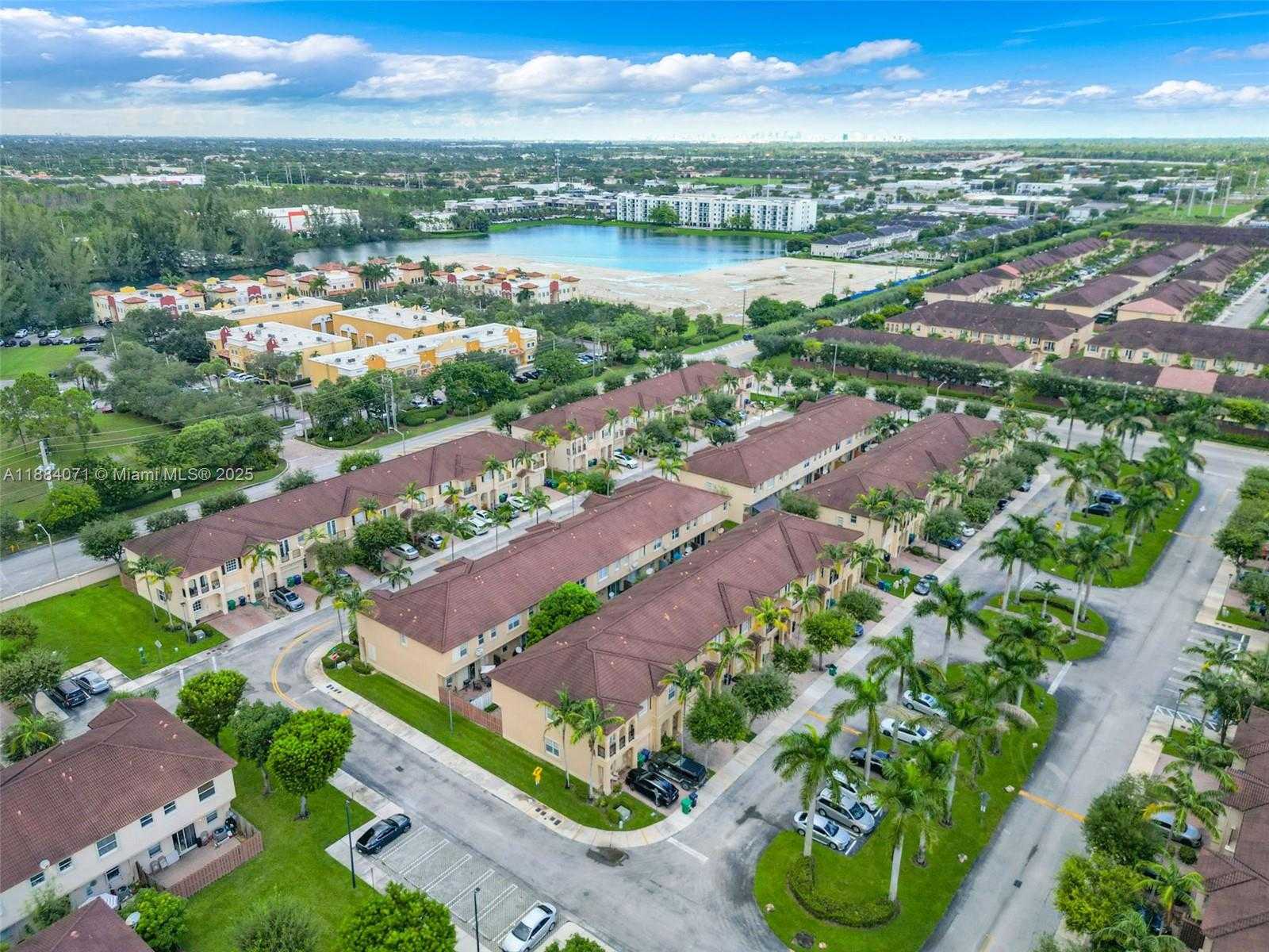 Small Image of 12979 SOUTH WEST 133RD ST, Miami Number 28