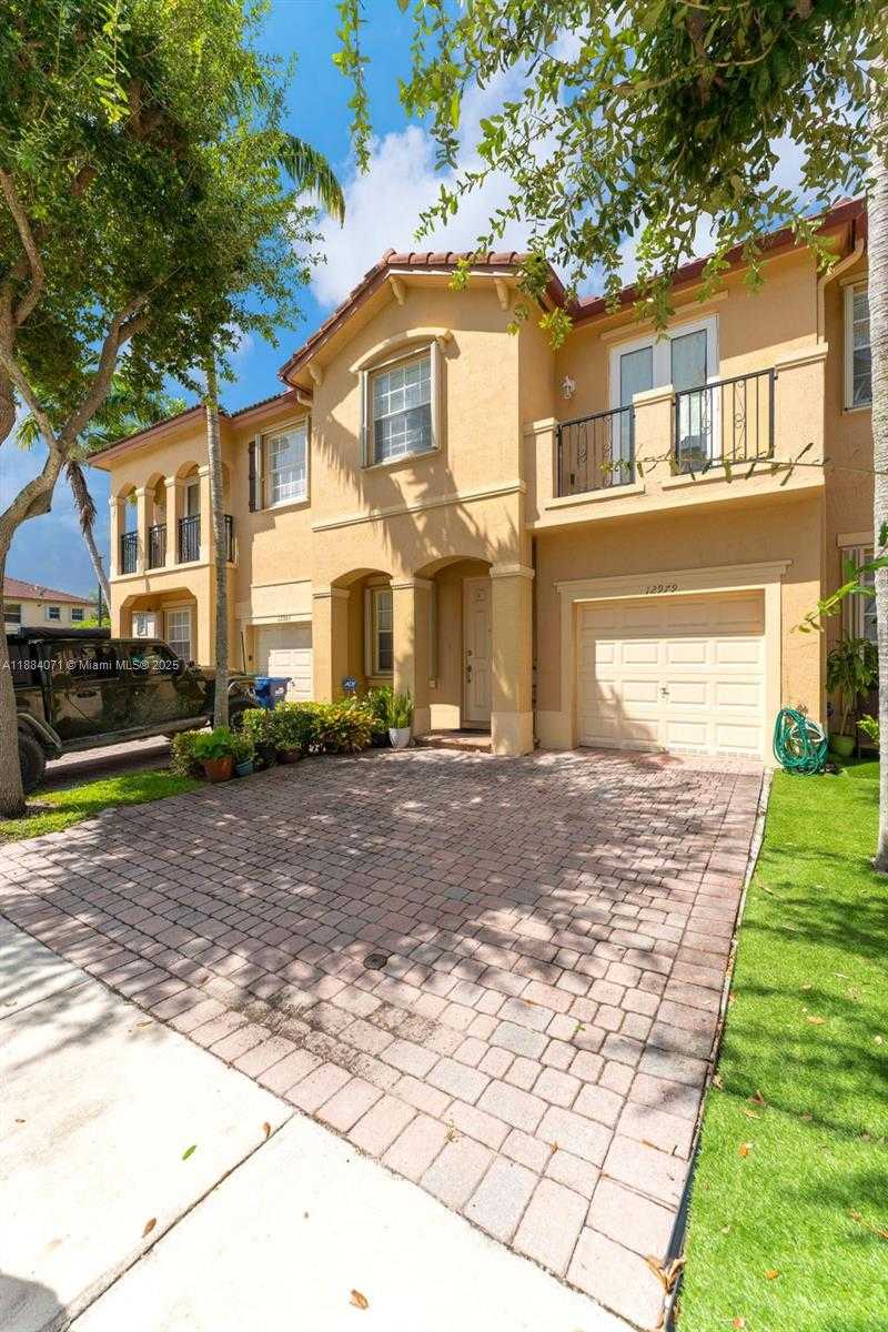 Small Image of 12979 SOUTH WEST 133RD ST, Miami Number 3