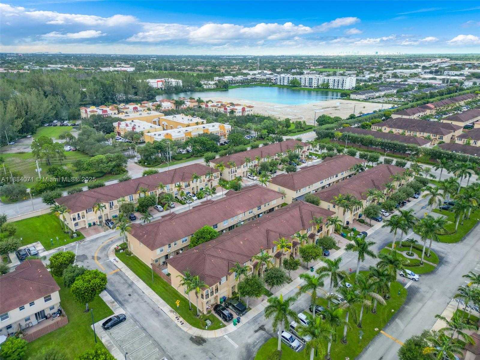 Small Image of 12979 SOUTH WEST 133RD ST, Miami Number 37