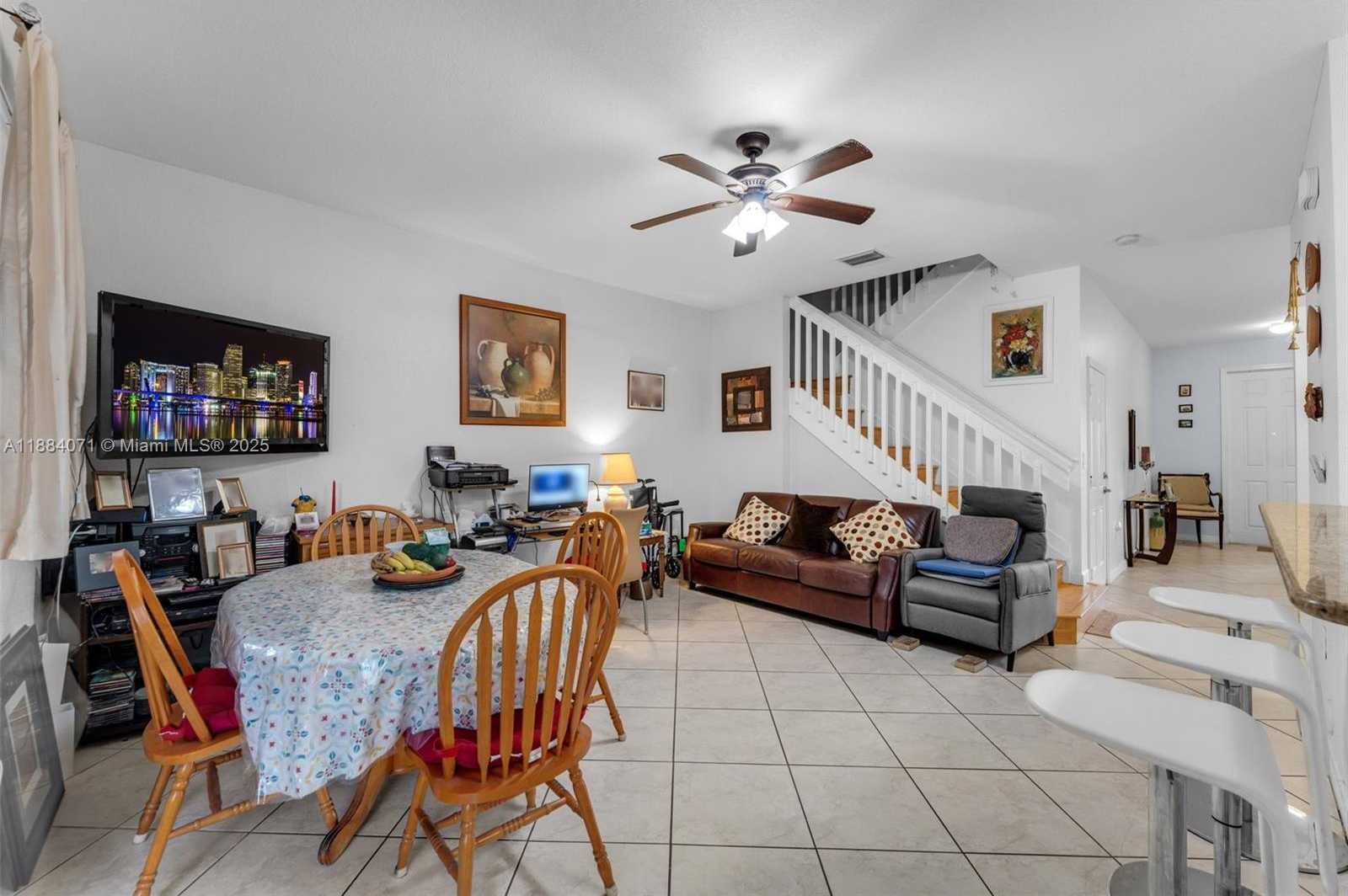 Small Image of 12979 SOUTH WEST 133RD ST, Miami Number 7