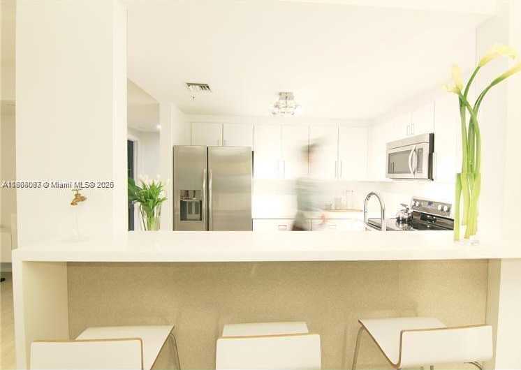 Small Image of 1250 SOUTH MIAMI AVE #901, Miami Number 7