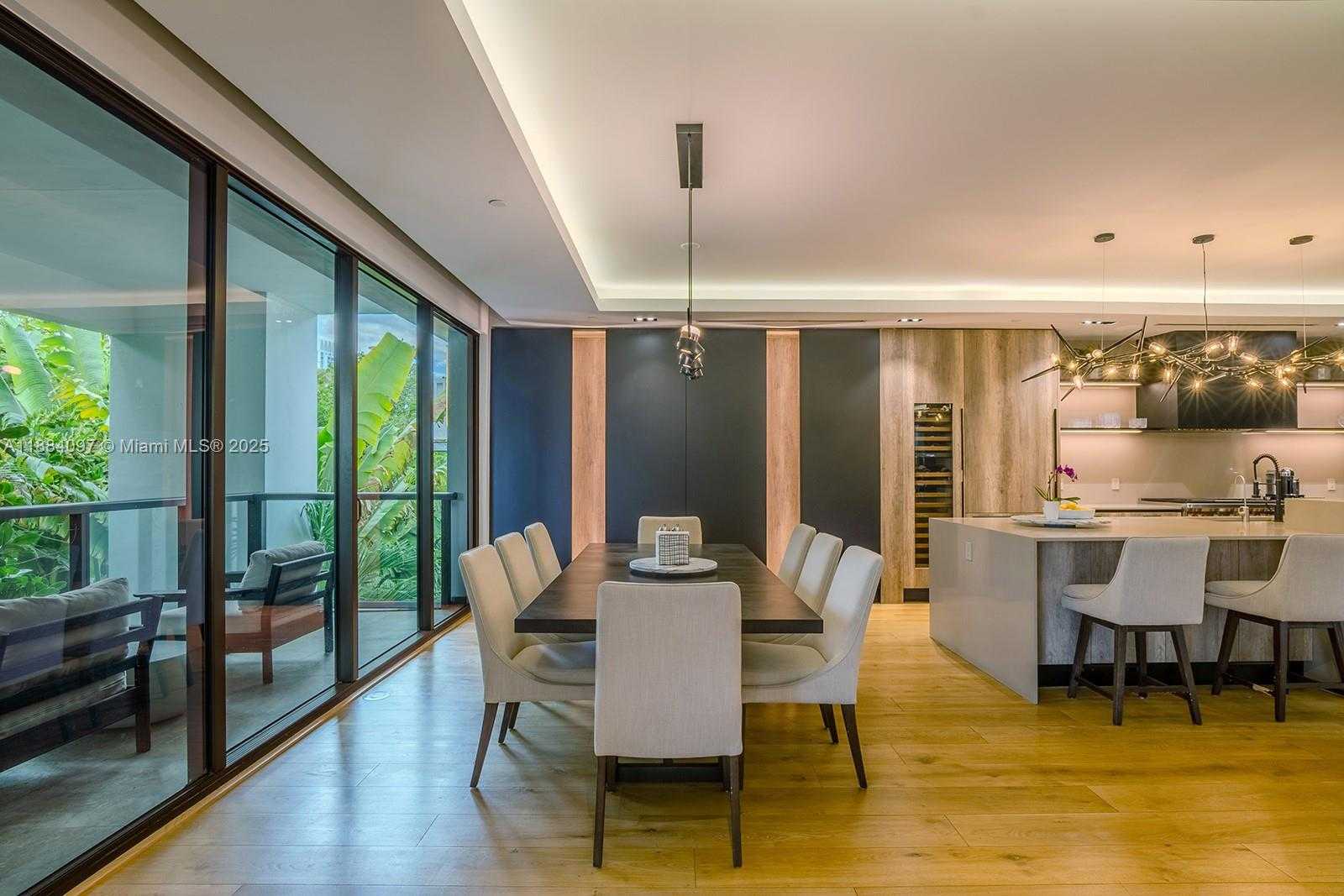 Small Image of 350 MERIDIAN AVE #PH, Miami Beach Number 6