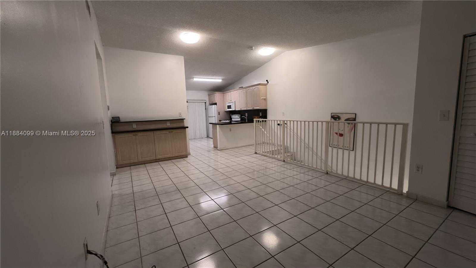 Small Image of 6873 WEST 36TH AVE #202, Hialeah Number 11