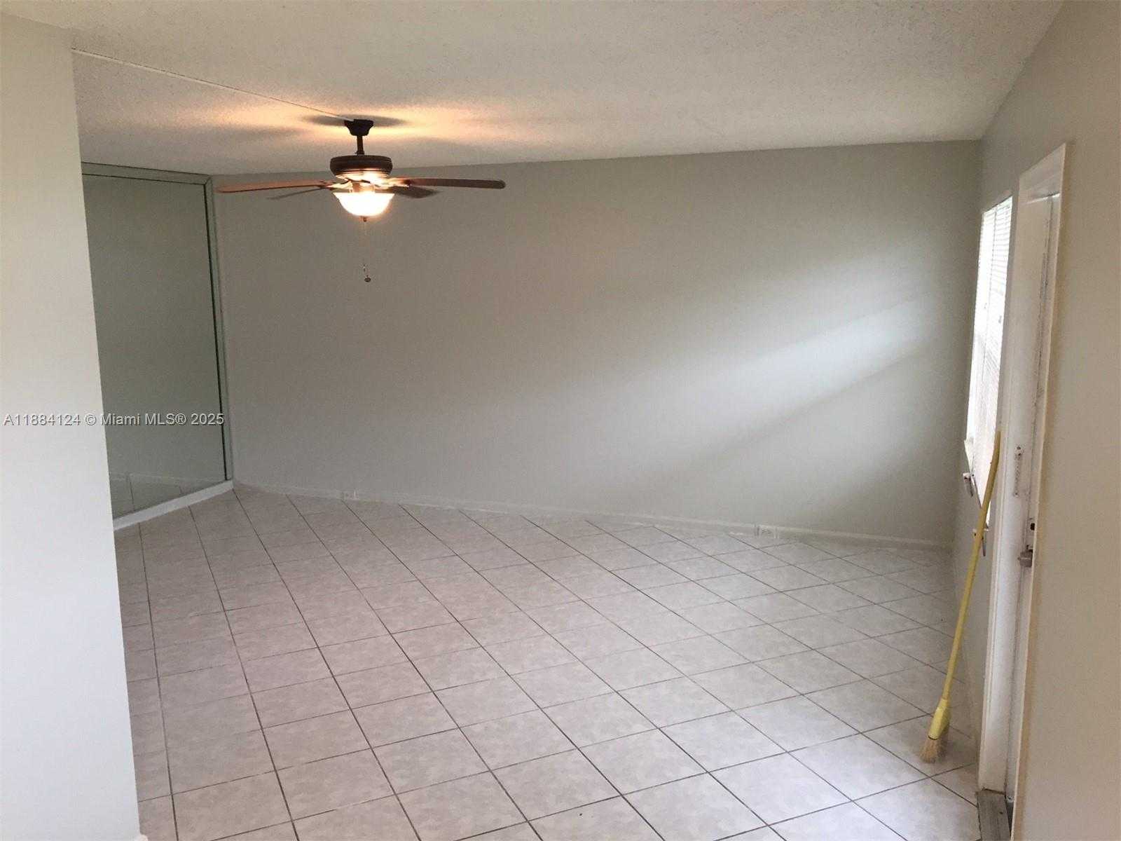 Small Image of 182 MARKHAM I #182, Deerfield Beach Number 3
