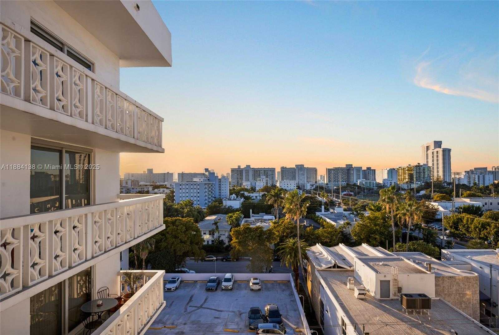 Small Image of 1020 MERIDIAN AVE #816, Miami Beach Number 16