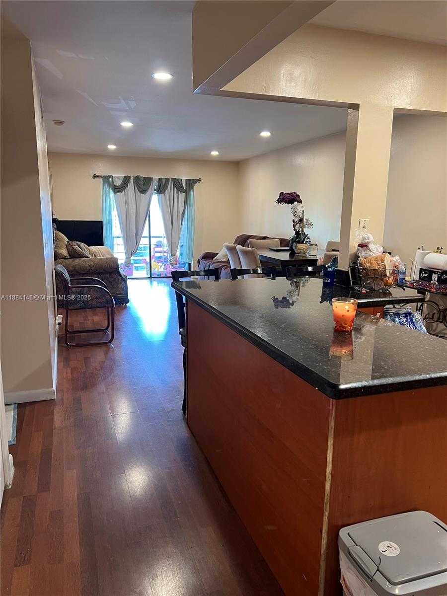 Small Image of 3361 NORTH WEST 85TH AVE #307, Coral Springs Number 2