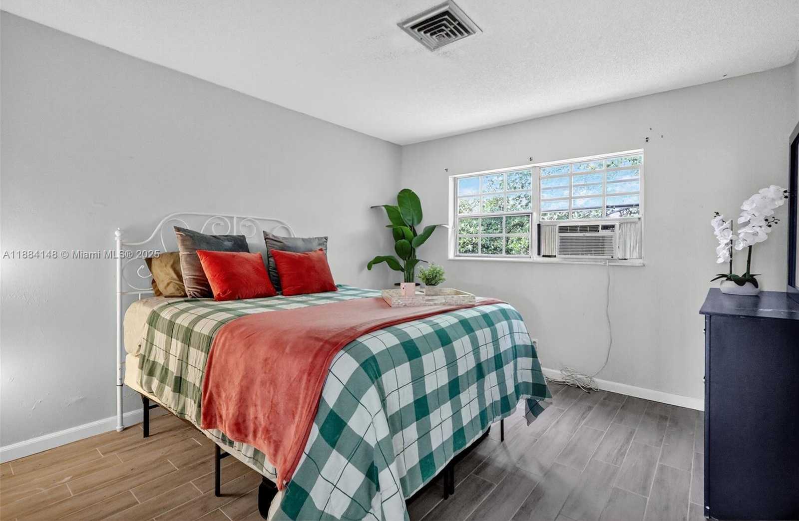 Small Image of 2200 MONROE ST #23, Hollywood Number 10
