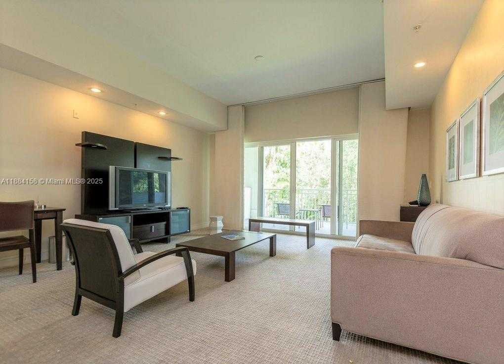 Small Image of 5300 NORTH WEST 87TH AVE #701, Doral Number 4