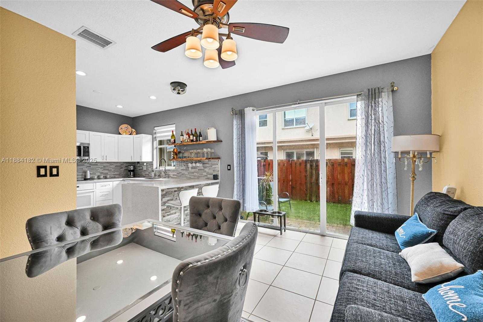 Small Image of 12965 SOUTH WEST 133RD TER, Miami Number 17