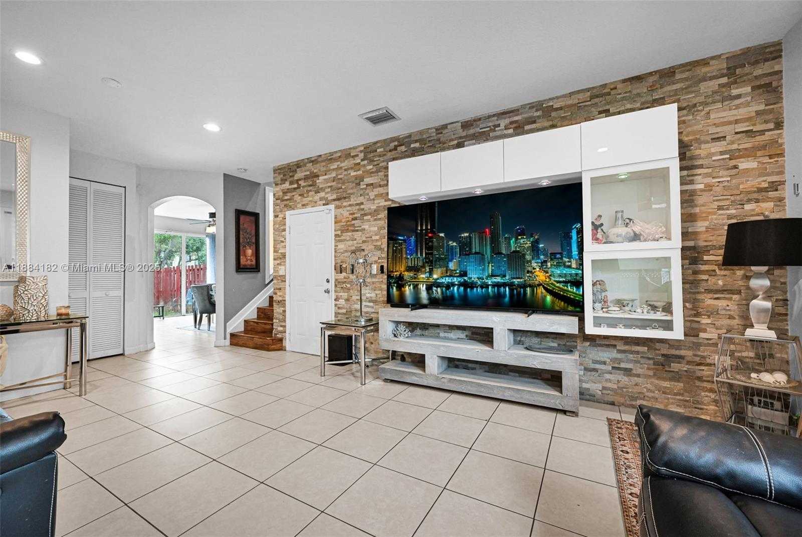 Small Image of 12965 SOUTH WEST 133RD TER, Miami Number 2