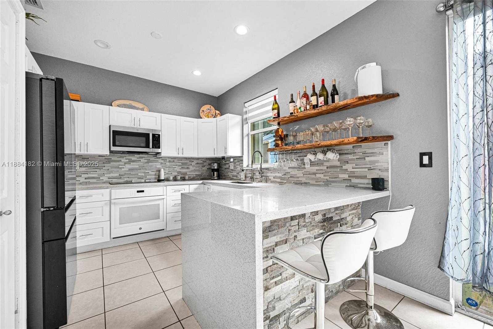 Small Image of 12965 SOUTH WEST 133RD TER, Miami Number 20