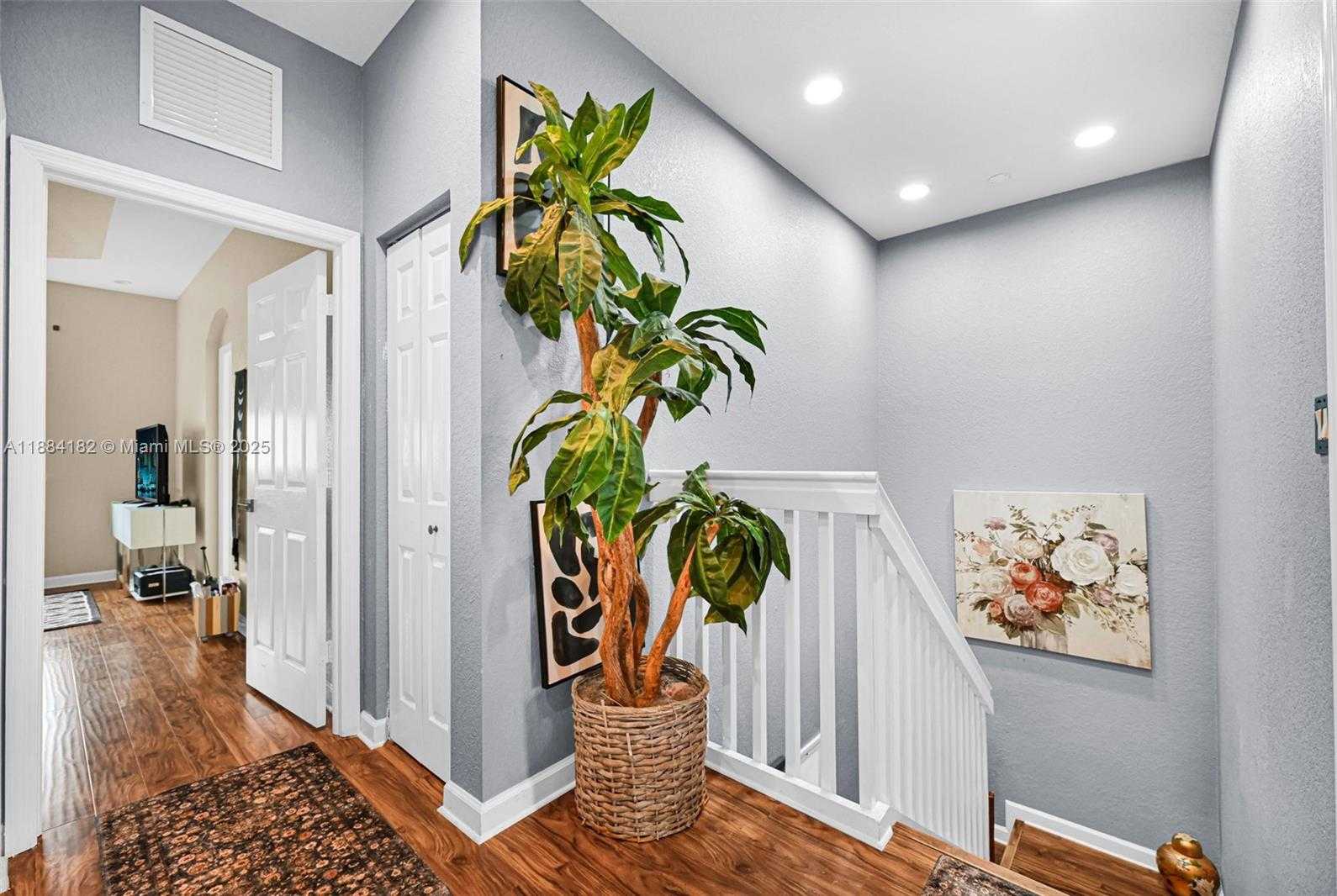 Small Image of 12965 SOUTH WEST 133RD TER, Miami Number 34