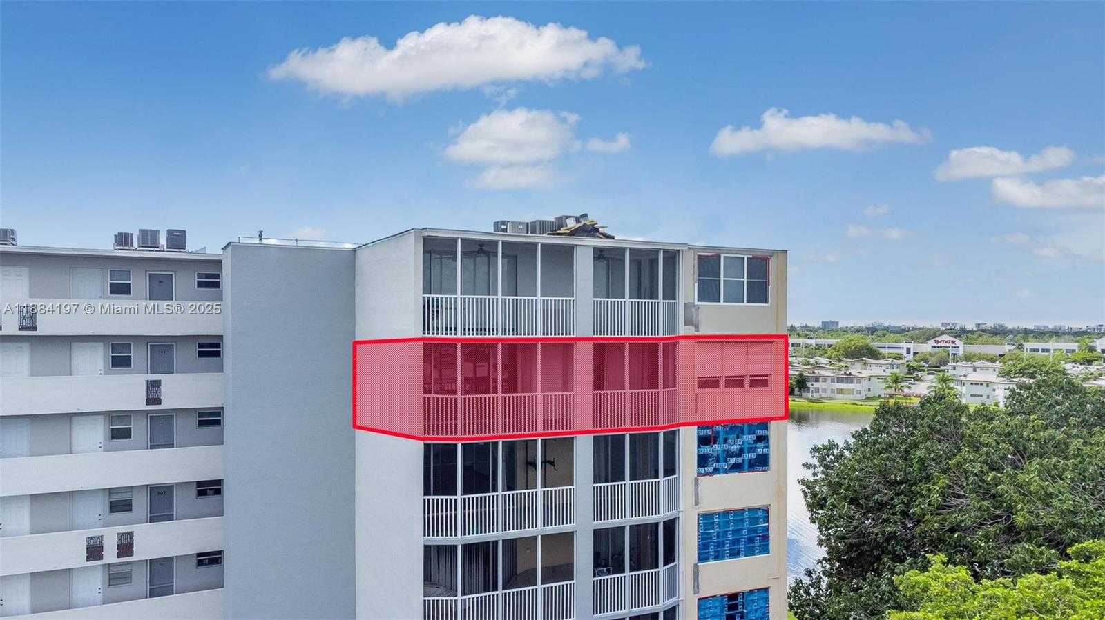 Small Image of 1750 NE 191st St, Miami, FL 33179, USA Number 26
