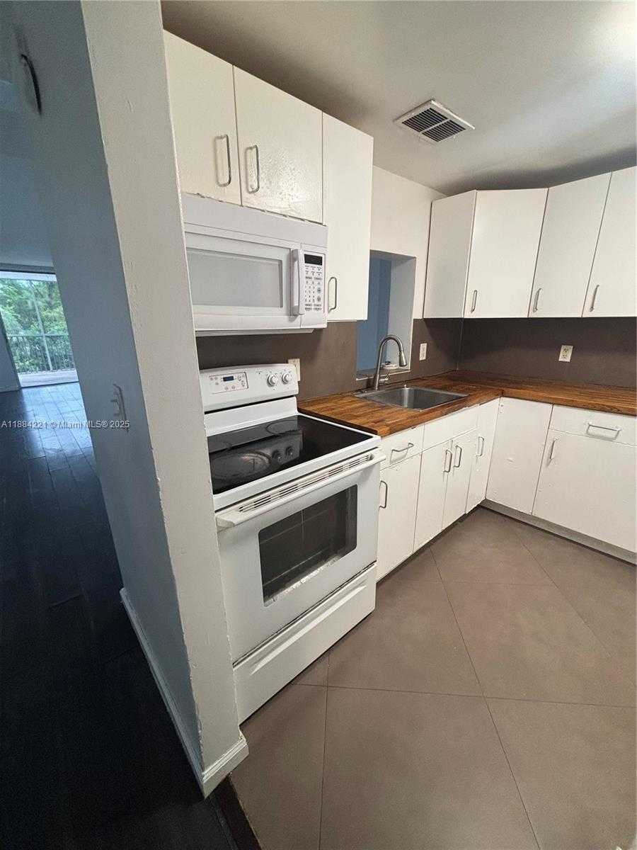 Small Image of 3660 NORTH EAST 166TH ST #215, North Miami Beach Number 31