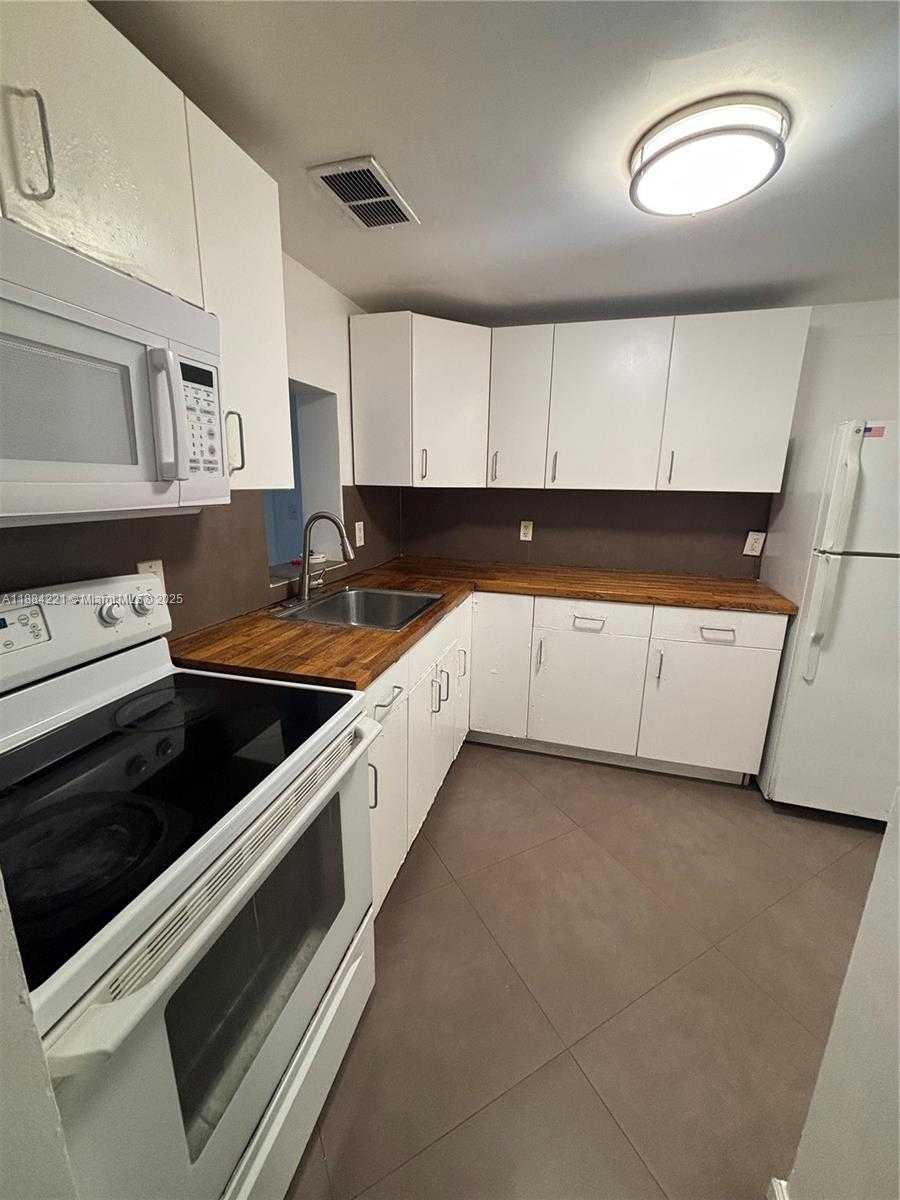 Small Image of 3660 NORTH EAST 166TH ST #215, North Miami Beach Number 32