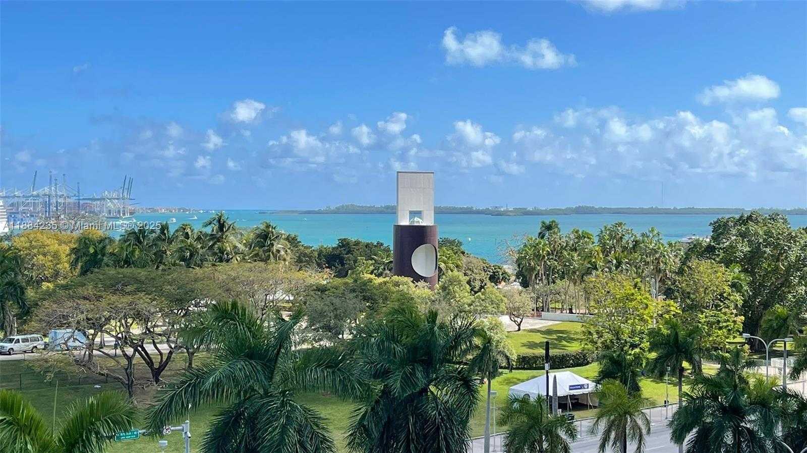 Small Image of 253 NORTH EAST 2ND ST #633, Miami Number 12