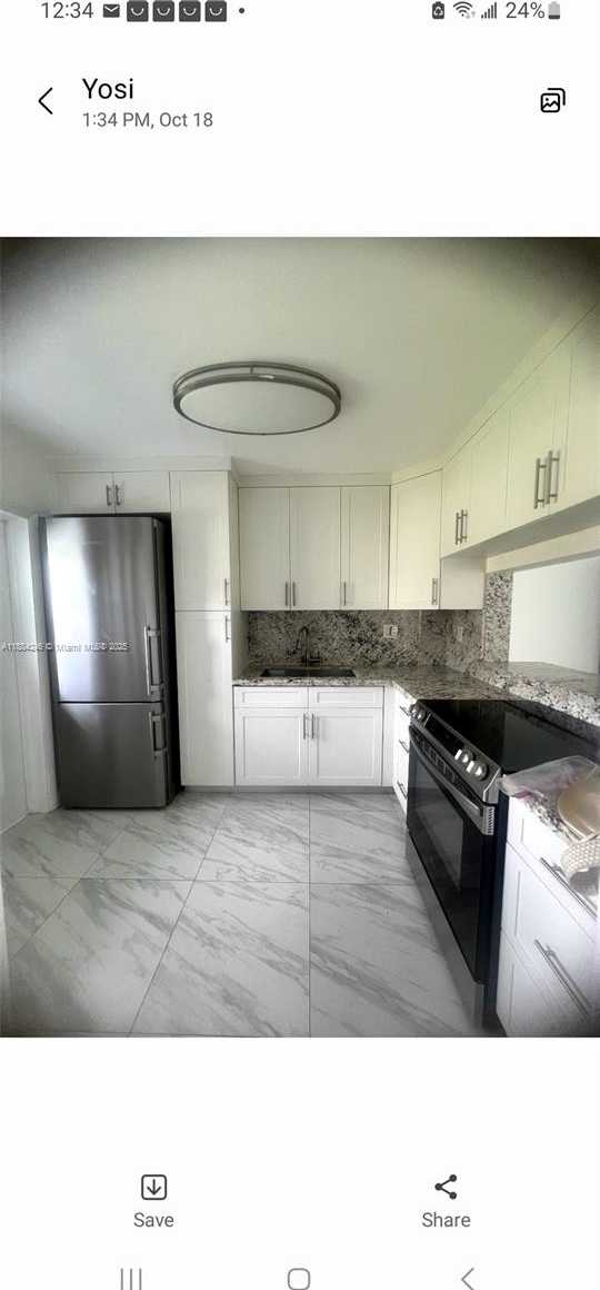 Small Image of 2300 PARK LN #211, Hollywood Number 2