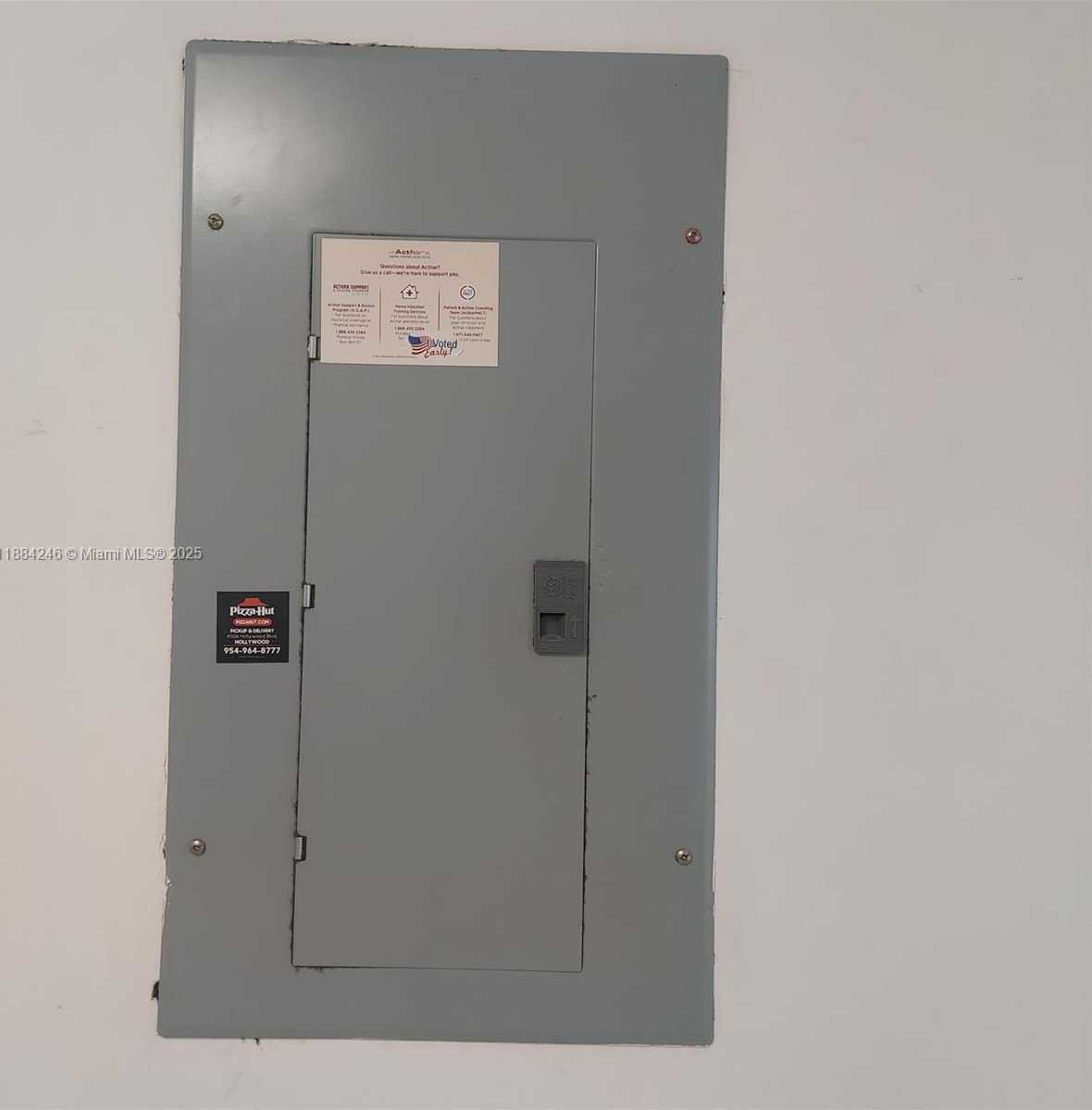 Small Image of 2300 PARK LN #211, Hollywood Number 23