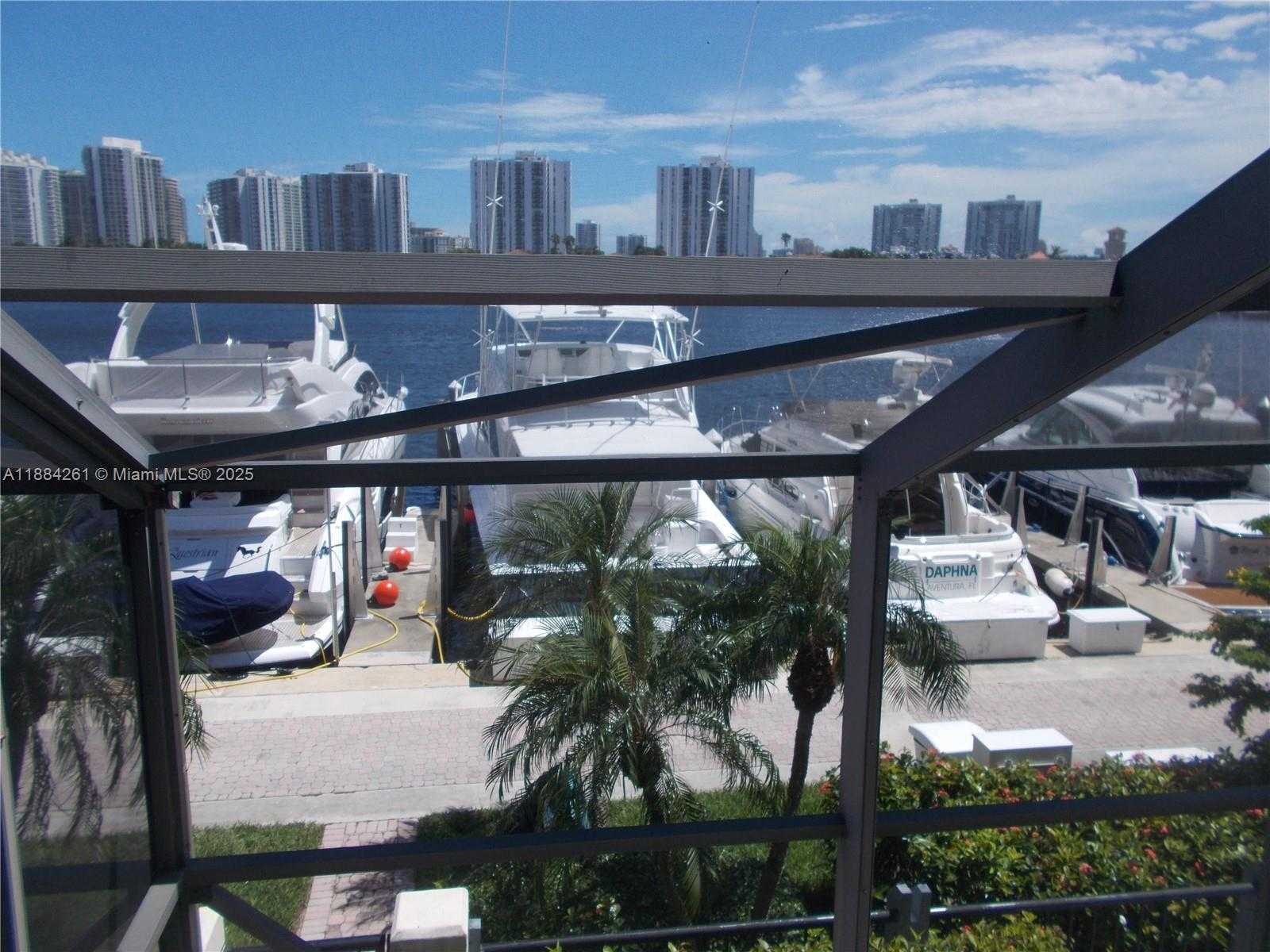 Small Image of 3620 YACHT CLUB DR #503, Aventura Number 10