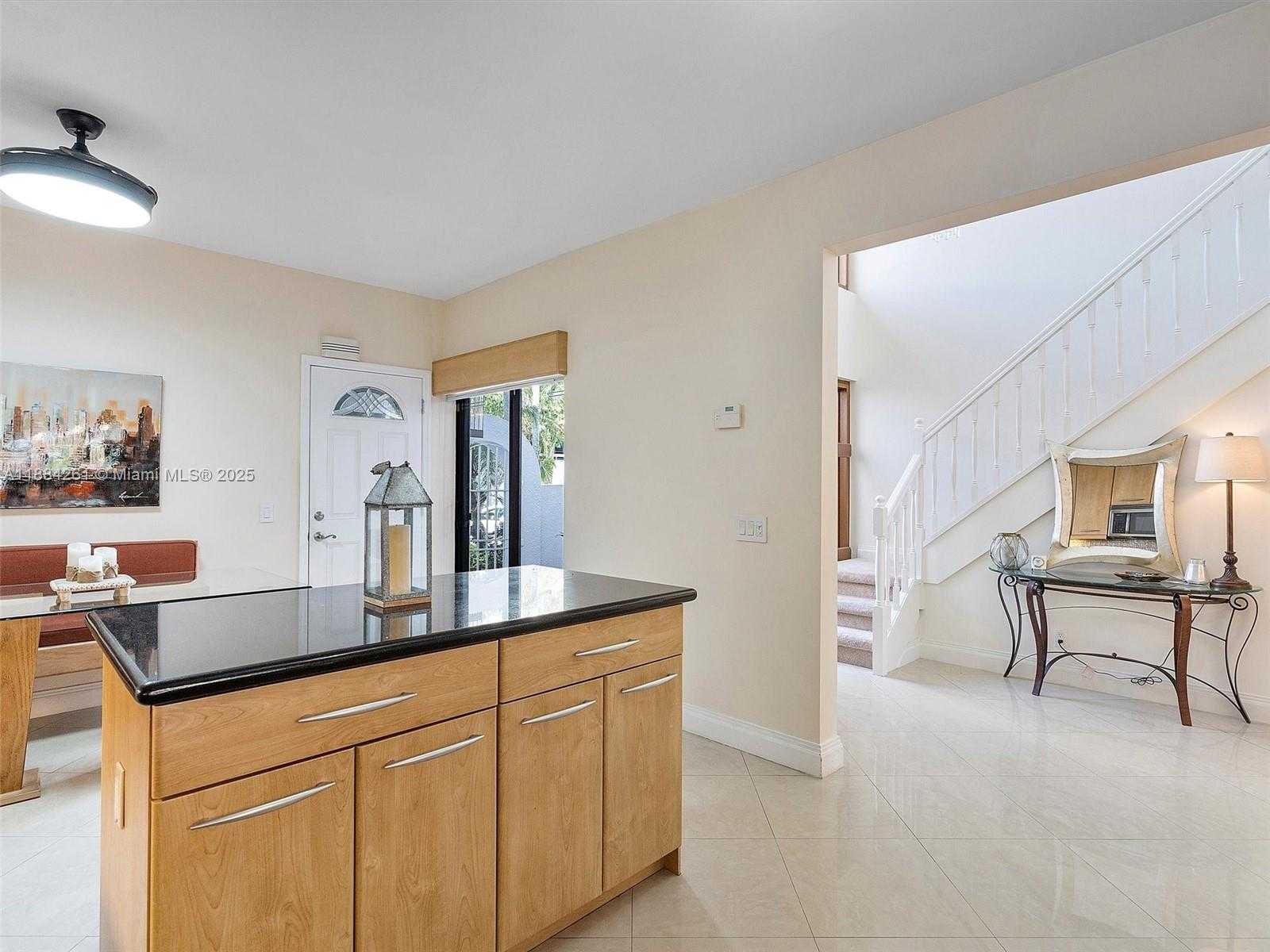 Small Image of 3620 YACHT CLUB DR #503, Aventura Number 35