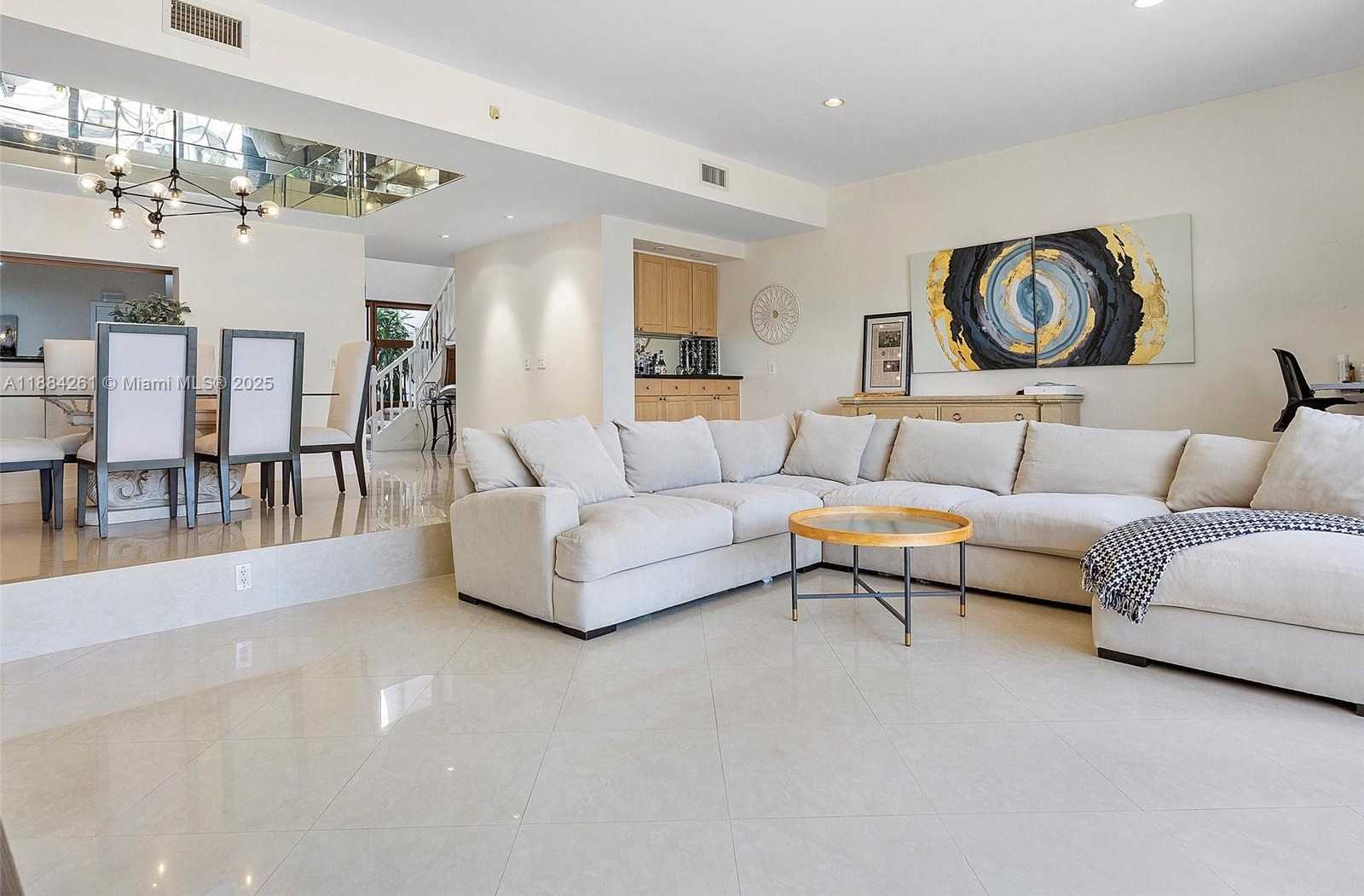 Small Image of 3620 YACHT CLUB DR #503, Aventura Number 46
