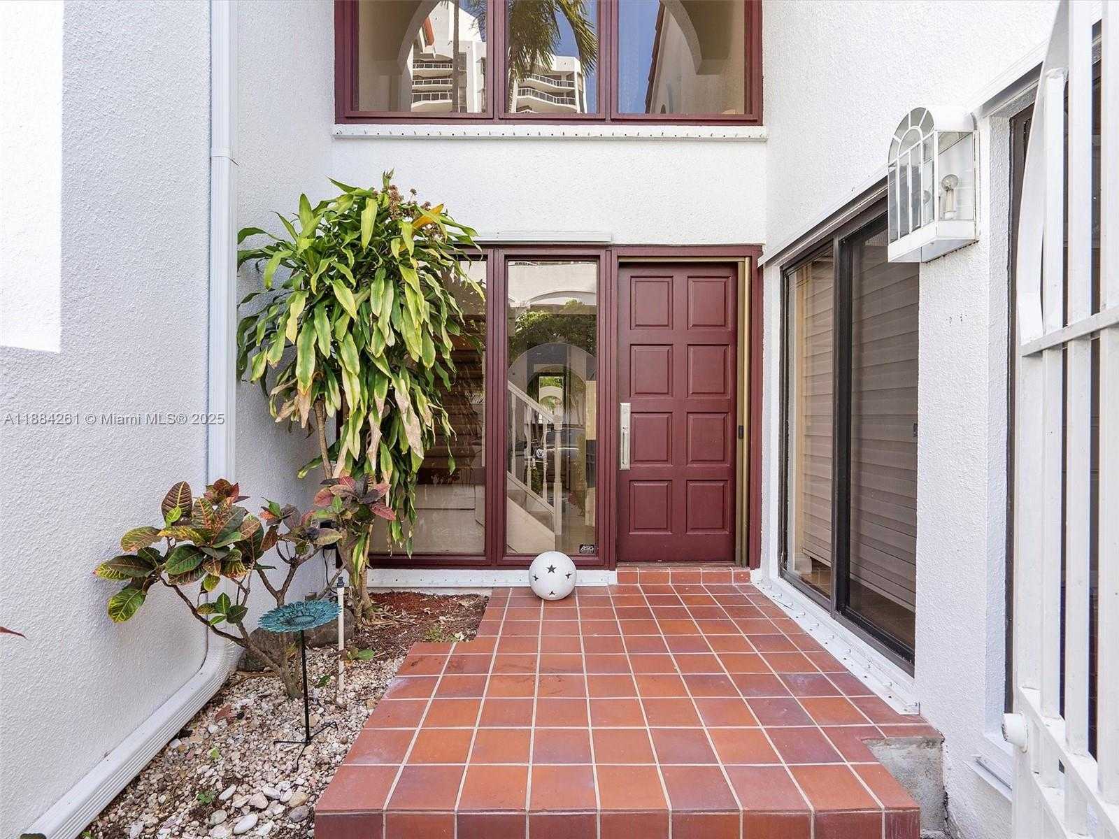 Small Image of 3620 YACHT CLUB DR #503, Aventura Number 52