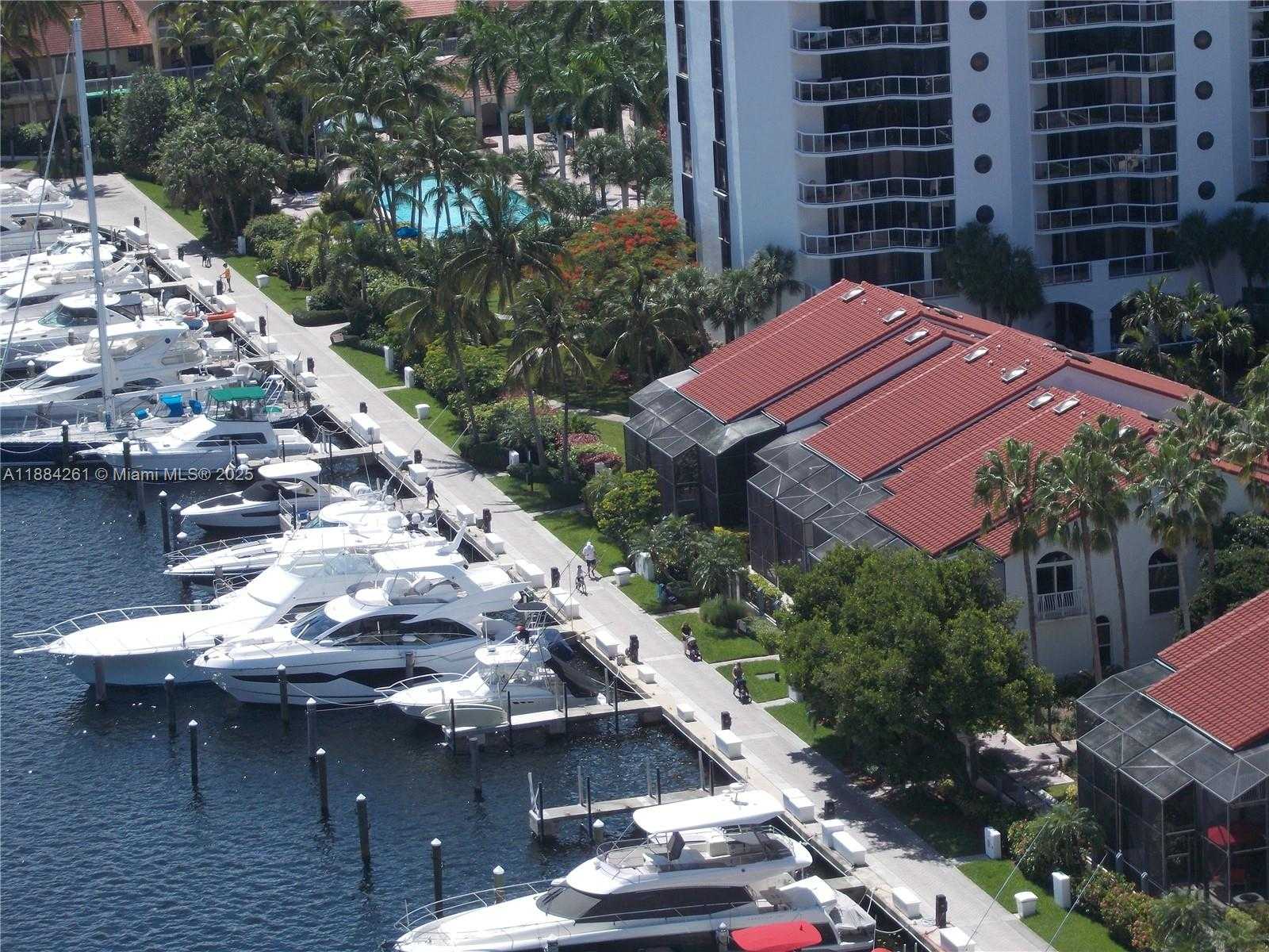 Small Image of 3620 YACHT CLUB DR #503, Aventura Number 6