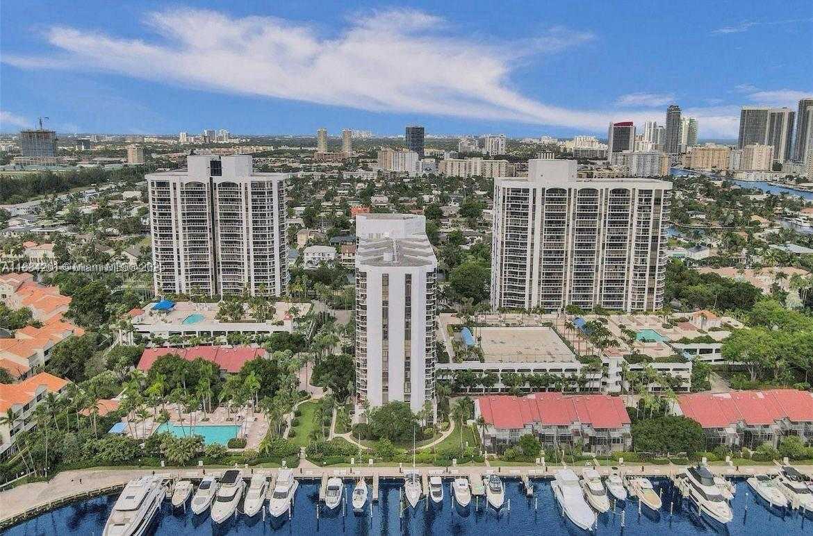 Small Image of 3620 YACHT CLUB DR #503, Aventura Number 64