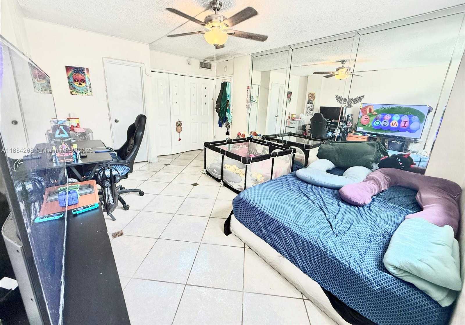 Small Image of 3660 NORTH EAST 166TH ST #101 +40' Deeded Dock, North Miami Beach Number 11