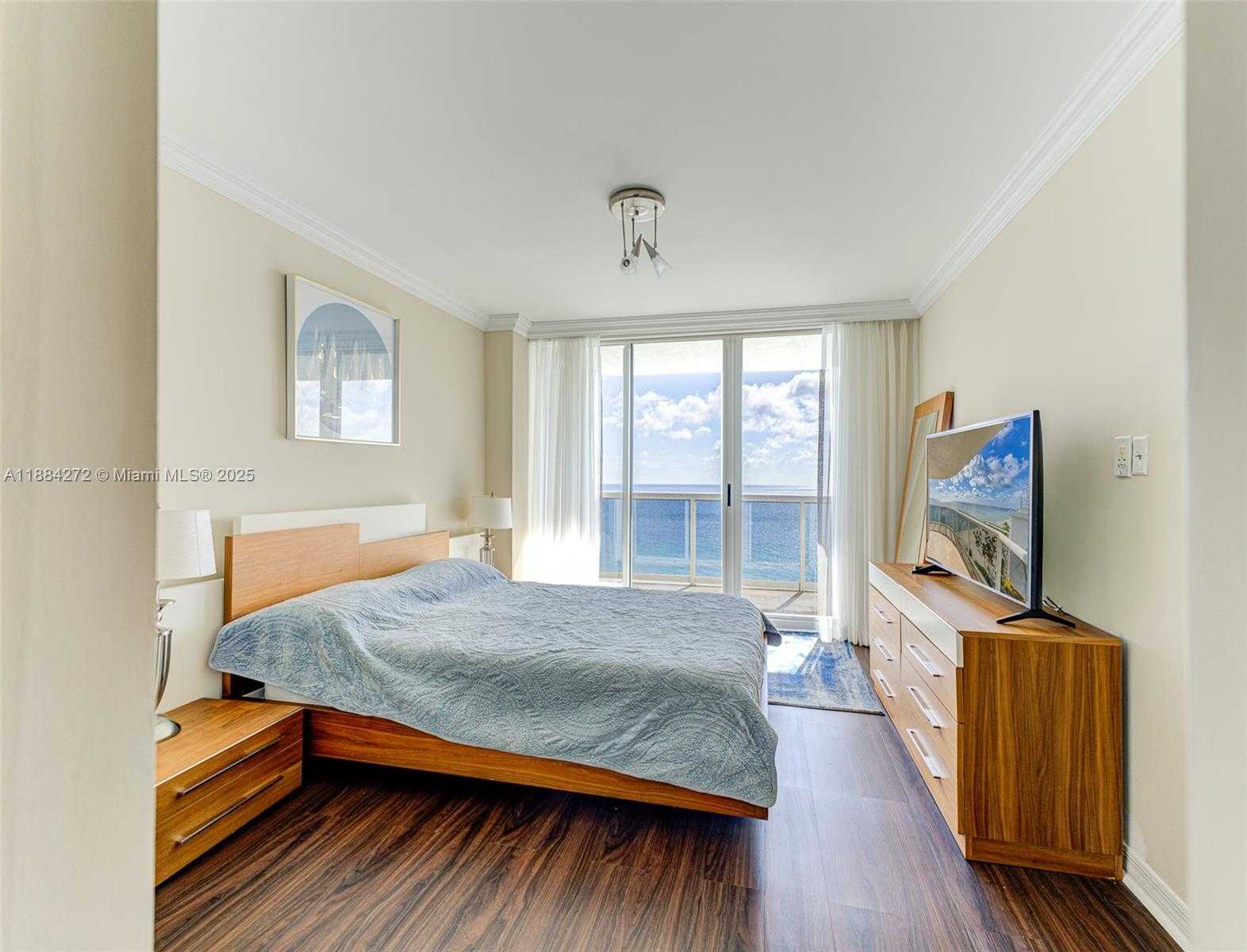 Small Image of 16711 COLLINS AVE #1207, Sunny Isles Beach Number 12