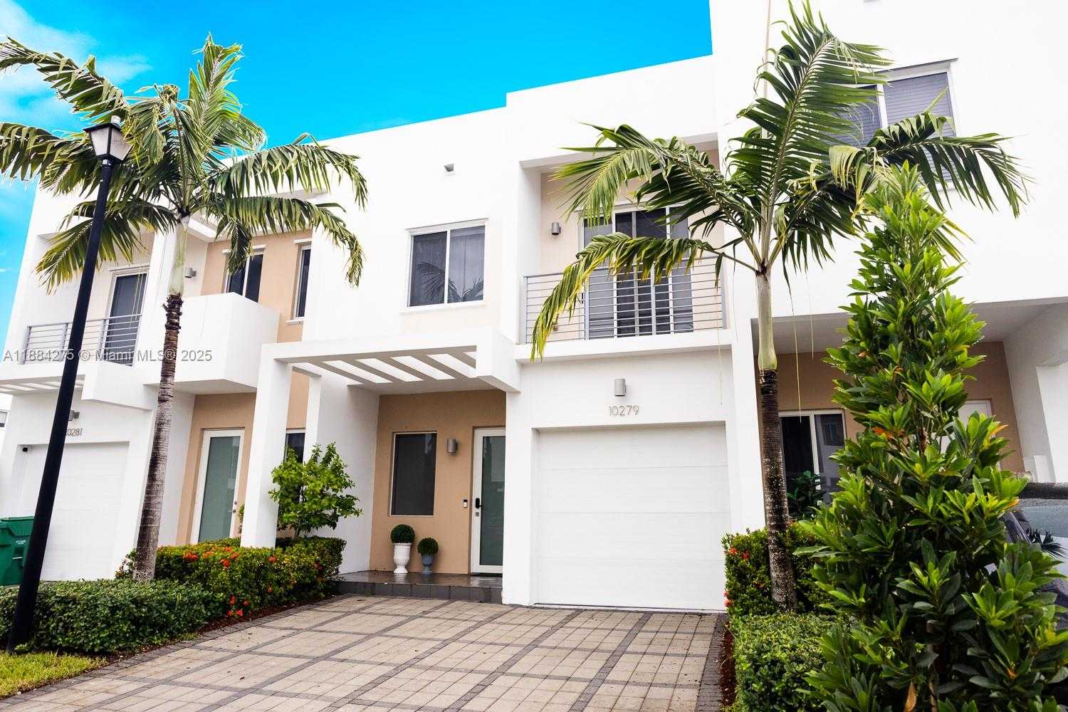 Small Image of 10279 NORTH WEST 72ND ST, Doral Number 23