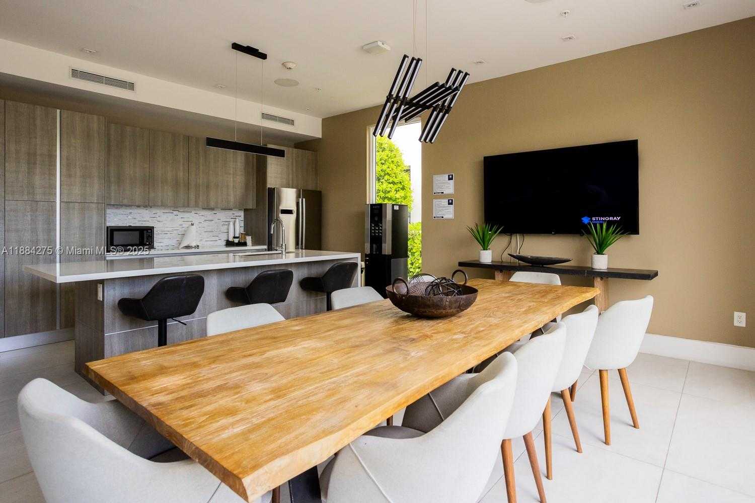 Small Image of 10279 NORTH WEST 72ND ST, Doral Number 26