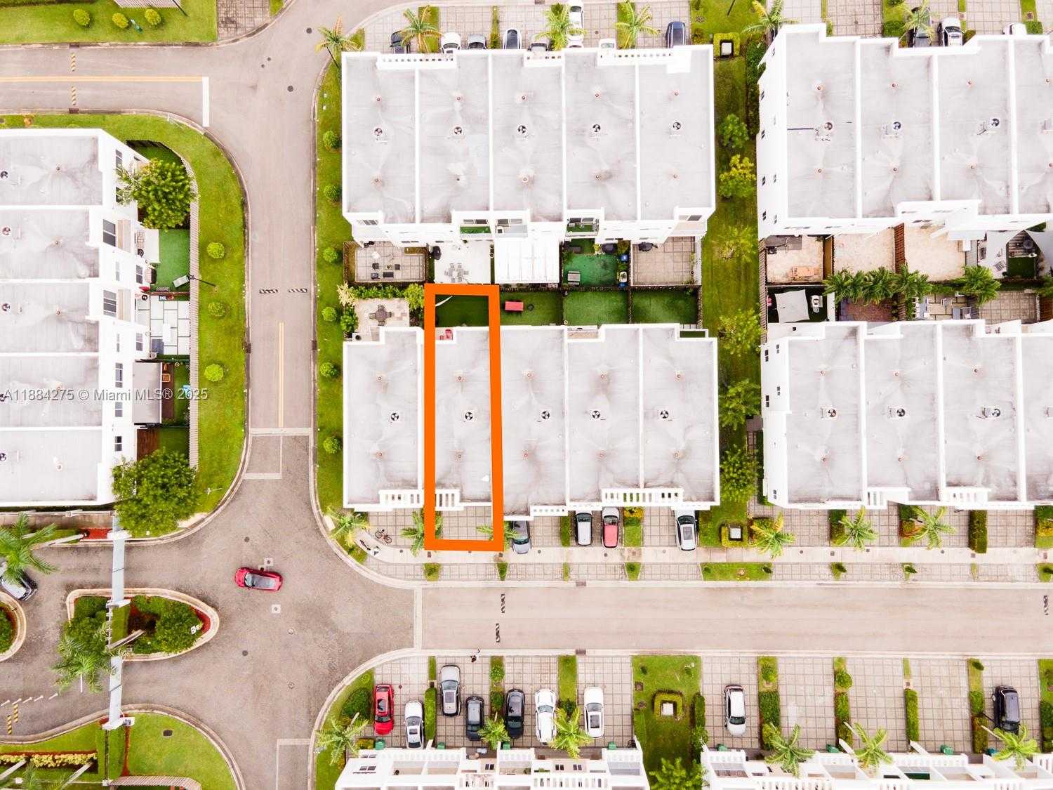 Small Image of 10279 NORTH WEST 72ND ST, Doral Number 6