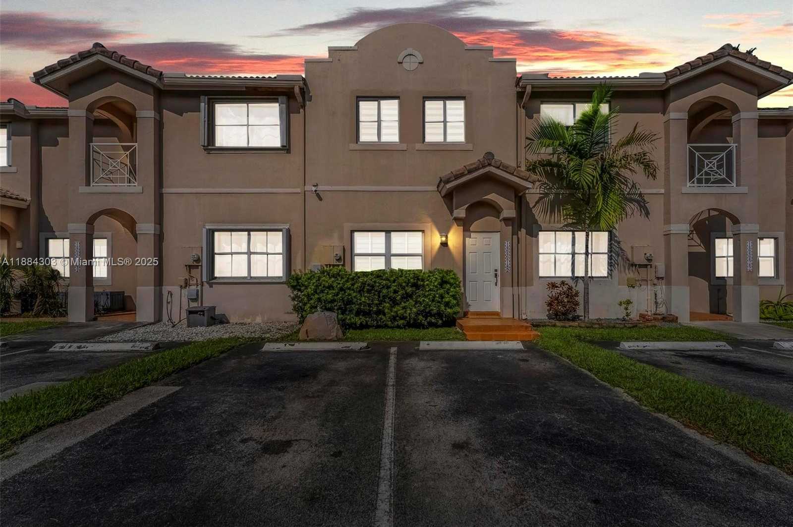 Small Image of 16618 NORTH WEST 71ST AVE, Miami Lakes Number 2