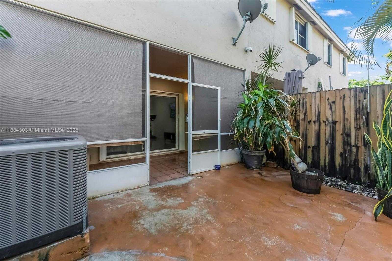 Small Image of 16618 NORTH WEST 71ST AVE, Miami Lakes Number 27