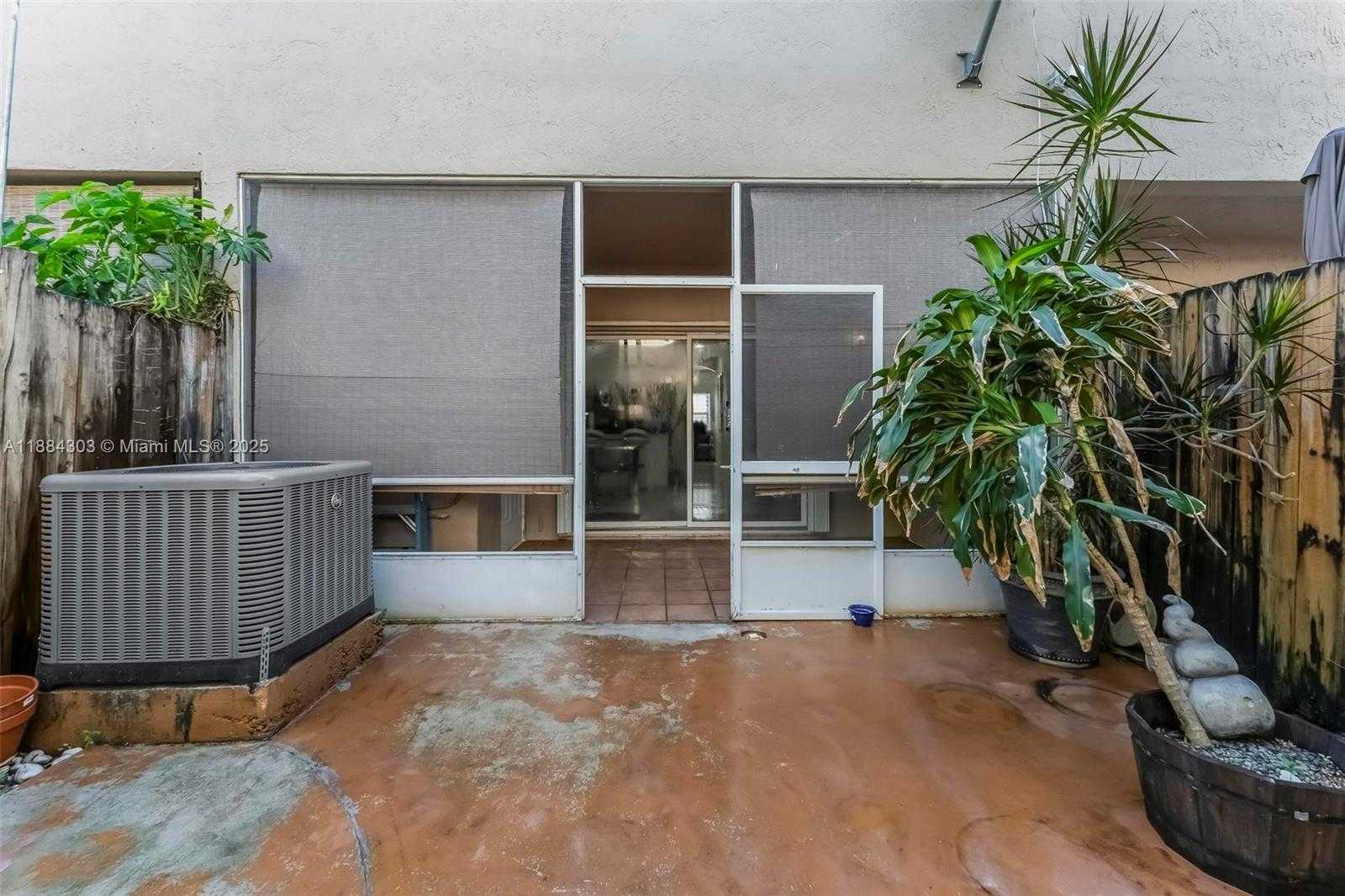 Small Image of 16618 NORTH WEST 71ST AVE, Miami Lakes Number 28