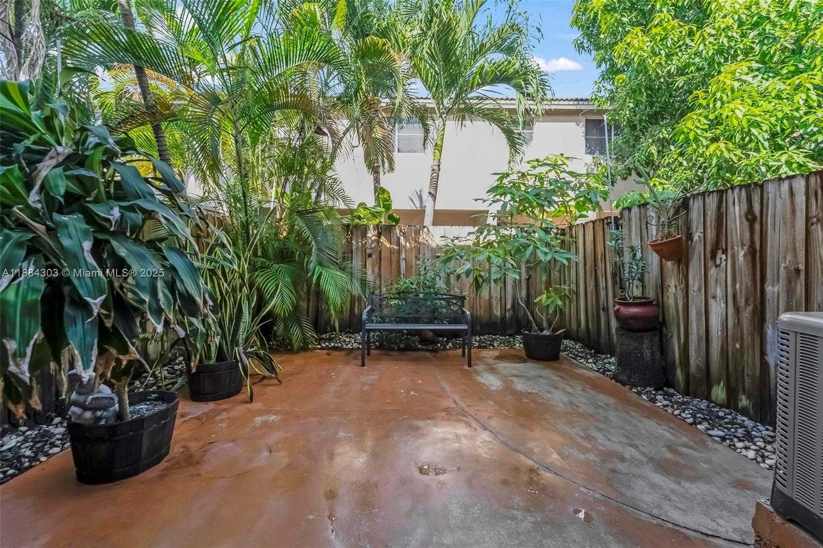 Small Image of 16618 NORTH WEST 71ST AVE, Miami Lakes Number 29