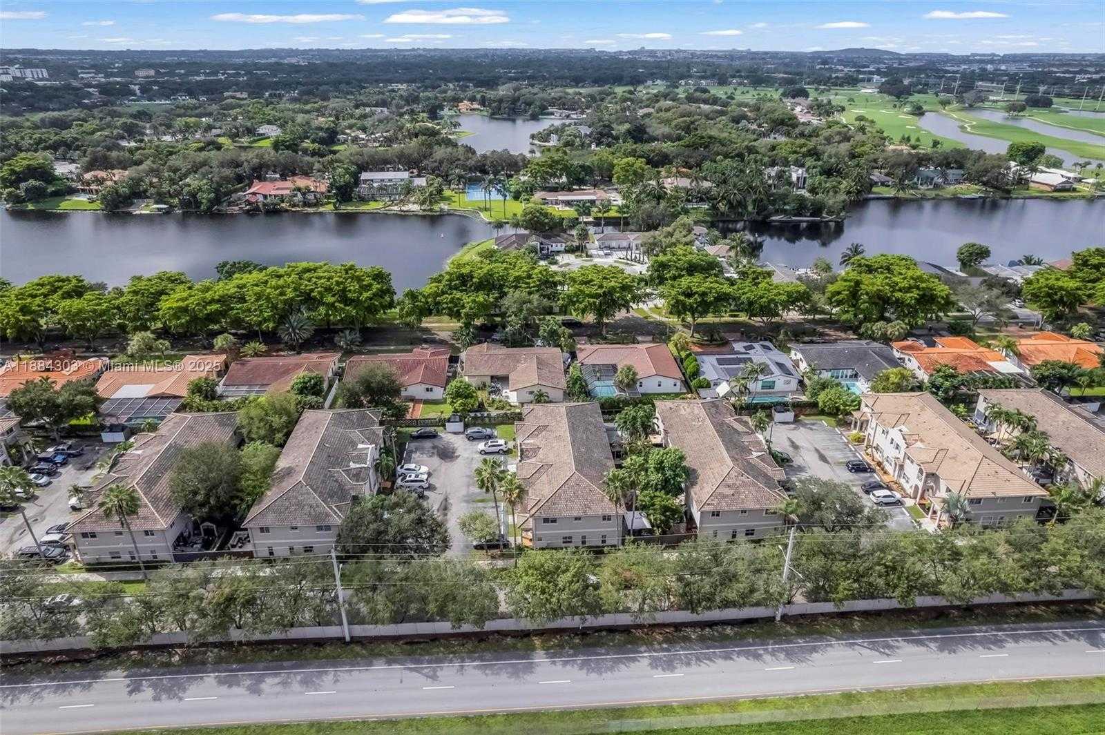 Small Image of 16618 NORTH WEST 71ST AVE, Miami Lakes Number 36