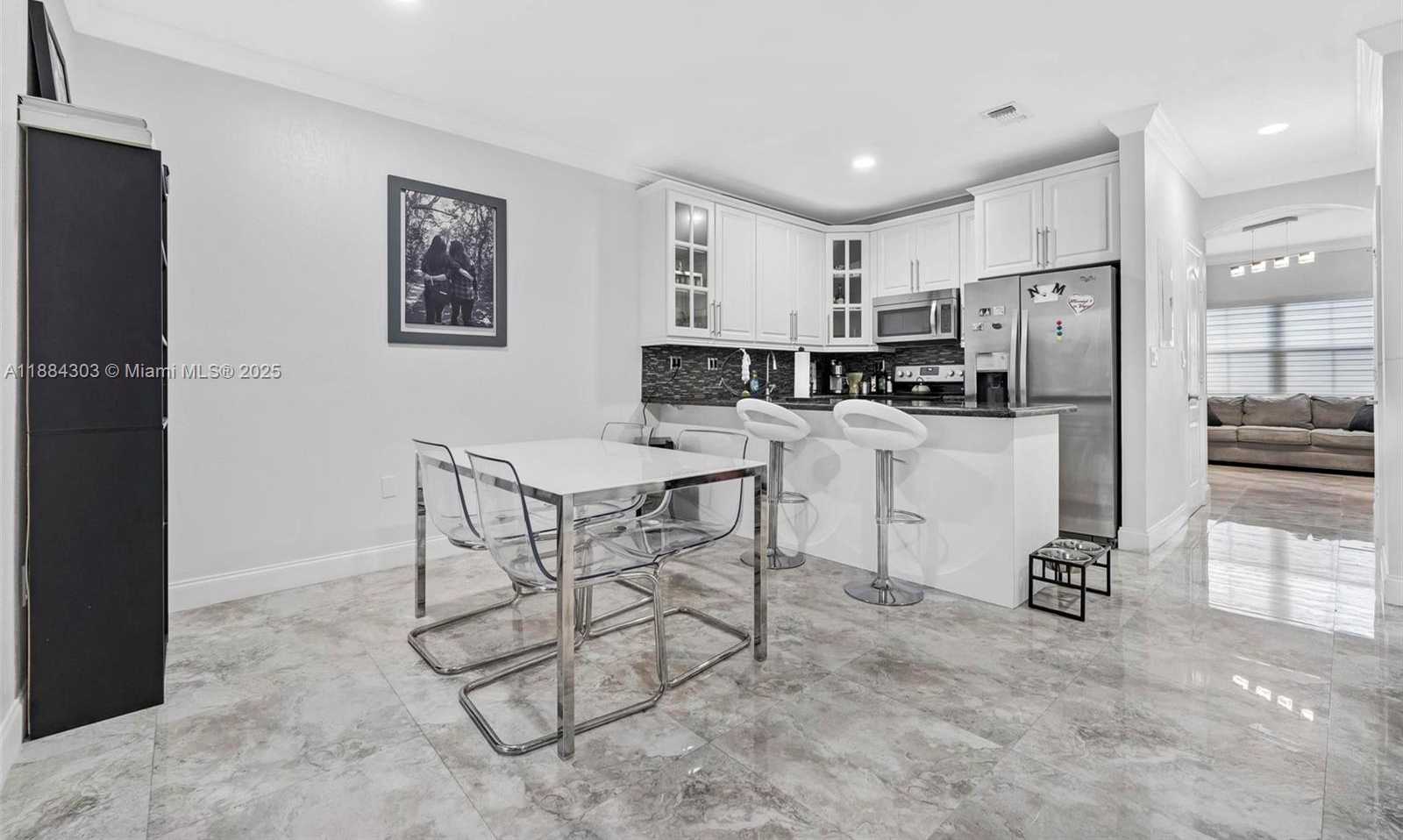 Small Image of 16618 NORTH WEST 71ST AVE, Miami Lakes Number 4