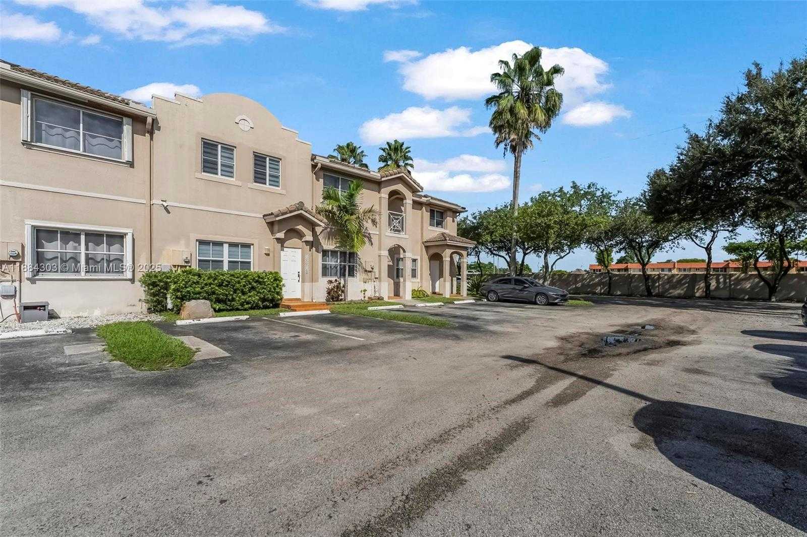 Small Image of 16618 NORTH WEST 71ST AVE, Miami Lakes Number 40