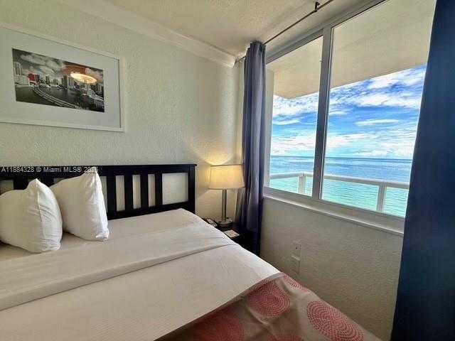 Small Image of 19201 COLLINS AVE #1016, Sunny Isles Beach Number 10