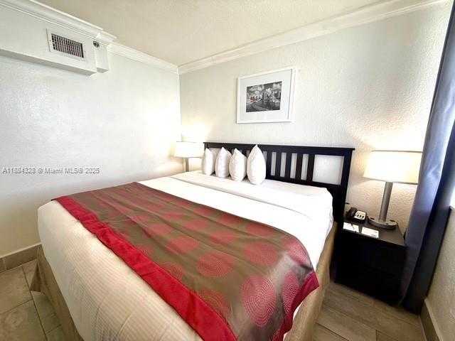 Small Image of 19201 COLLINS AVE #1016, Sunny Isles Beach Number 13