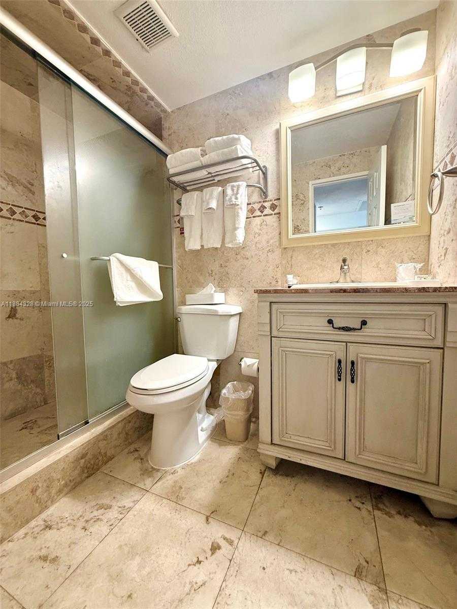 Small Image of 19201 COLLINS AVE #1016, Sunny Isles Beach Number 19