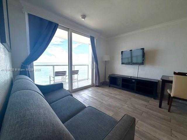 Small Image of 19201 COLLINS AVE #1016, Sunny Isles Beach Number 7