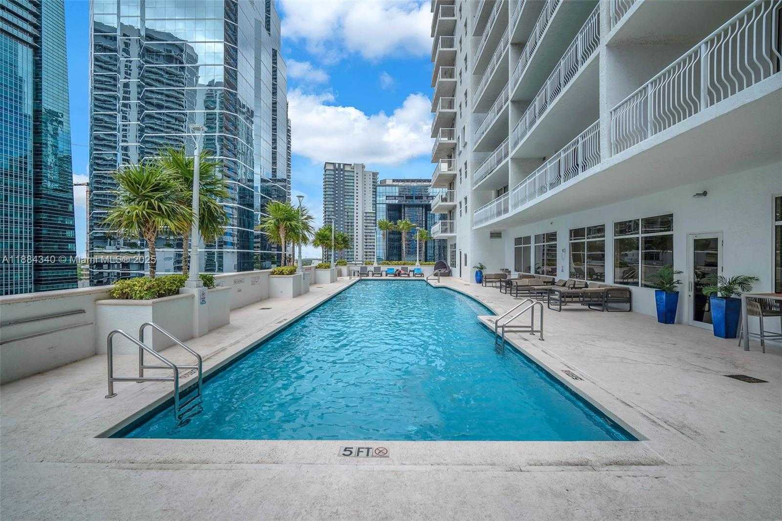 Small Image of 1200 BRICKELL BAY DR #3123, Miami Number 27